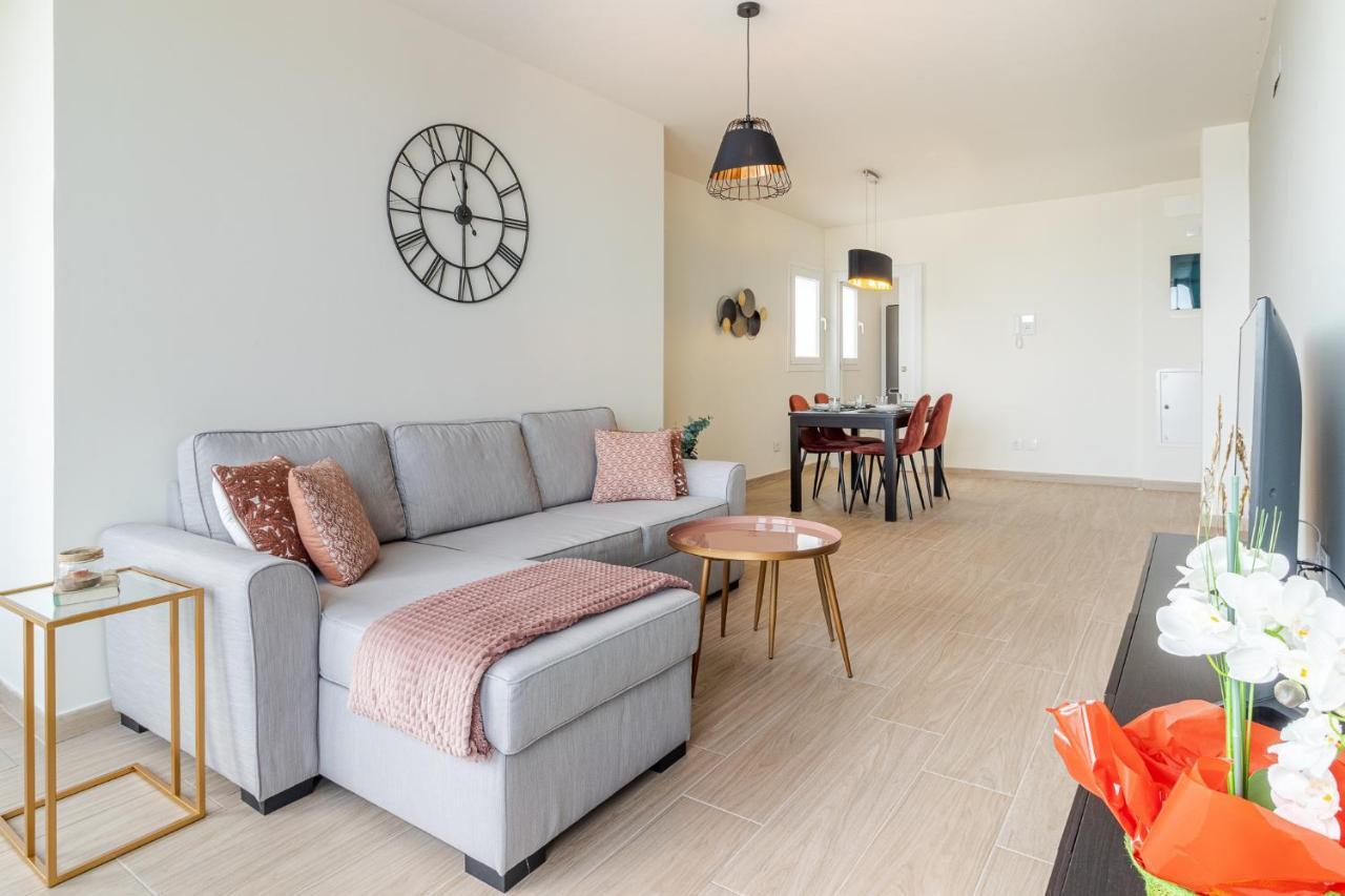 Brand New Apartment With Ocean & Volcano Views Las Palmas de Gran Canaria Exterior photo